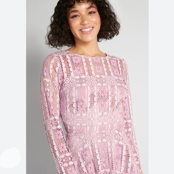 Modcloth Lavender Lace, Sexy Back Slit Fit & Flare Long Sleeved Mini Dress - Picture 4 of 15